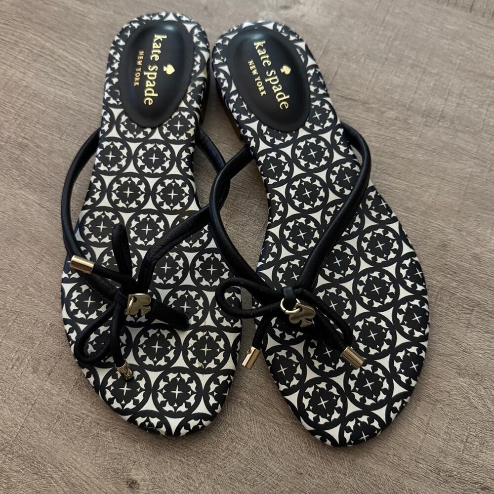 Kate Spade Women’s Size 6 Black White Geometric Sandals